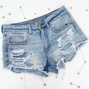 AE • Light Wash Distressed Festival Cut Off Shorts